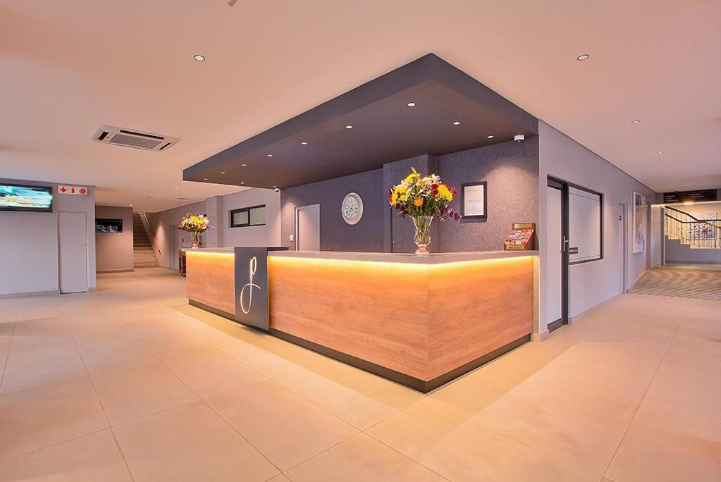 The Pretoria Hotel エクステリア 写真